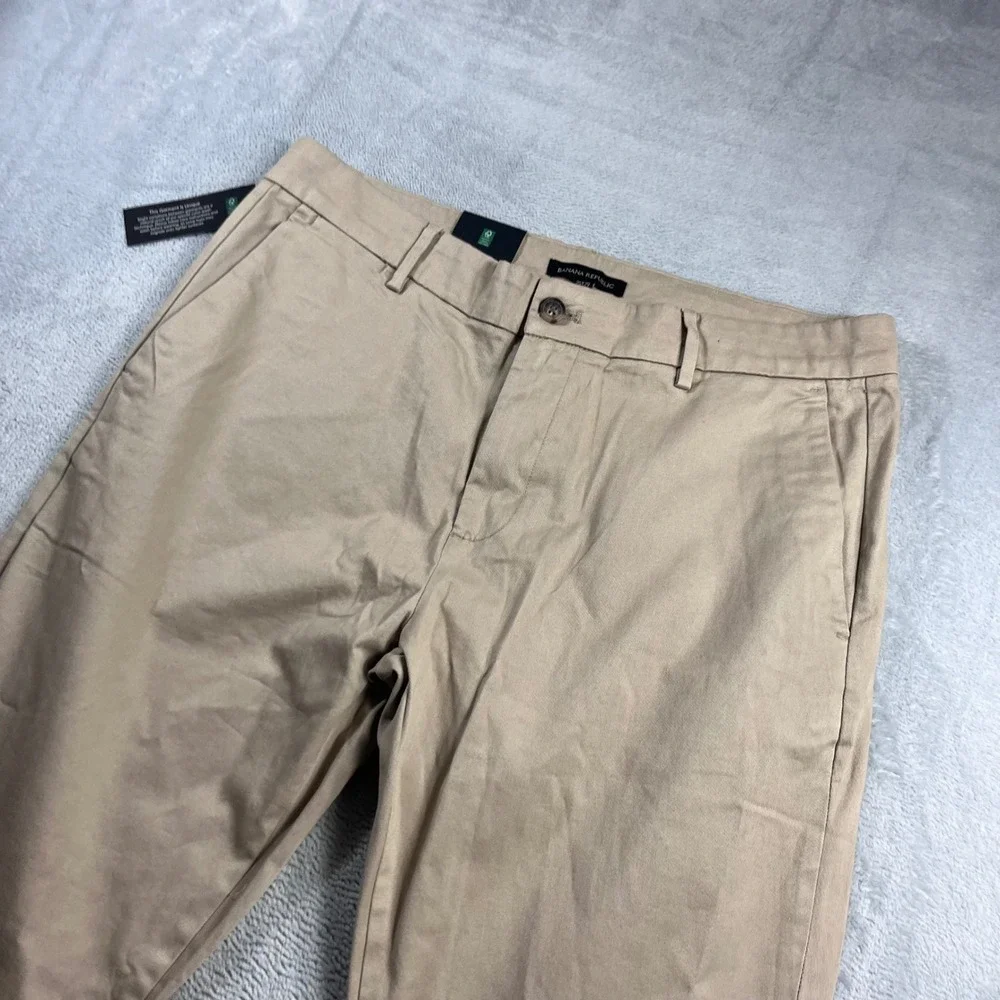 Banana Republic Mens Chino Pants Tan Khaki Straight Leg 36x29 NWT 1768308